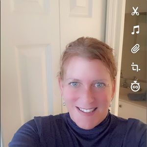 Meet your Posher, Karin